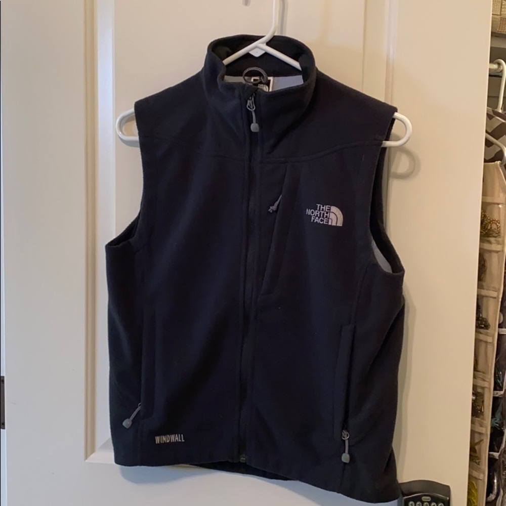 Northface women’s windwall vest